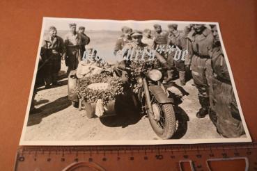 Pressefoto 17,5x12,5  Oberleutnant Sattler 300. Feindflug