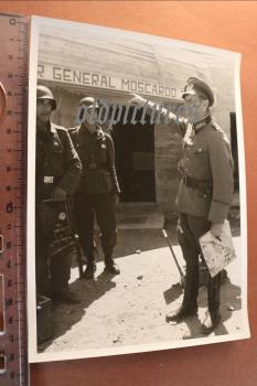 Führerhauptquartier Wolfsschanze Empfang des spanischen Generals Moscardo  unbekannter RKT