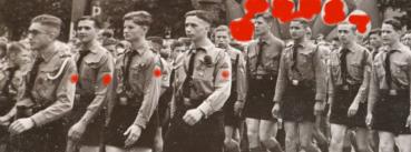 Preview: altes Foto - Hitlerjungend marschiert durch Weißenfels