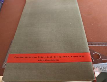 unused memory book for soldiers of the Luftwaffe with photos of A. Hitler, Göring