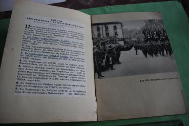 Preview: BROSCHÜRE NSFK FLIEGT , 1937, 16 S., 13 Abb