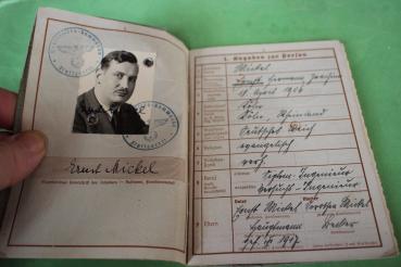 Preview: Military record of a soldier + photo grave