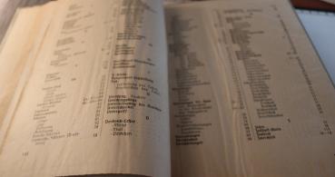 Amtliches Unterrichtsbuch über Erste Hilfe - 1942