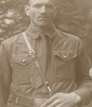 Preview: Glasnegativ - Portait eines S.A. Mannes