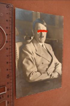 Postkarte der Führer in seinem Haus am Obersalzberg