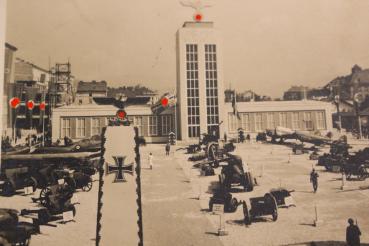 Preview: AK - Wehrmachtsausstellung "Der Sieg im Westen" Linz