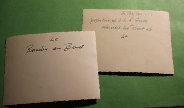 zwei original Fotos - Großadmiral Erich Raeder mit Stab in der Hand