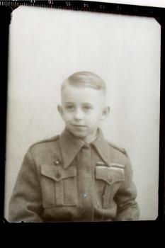 Preview: zwei alte Glasnegative - Jugendorganisation Ausland ? unbekannt