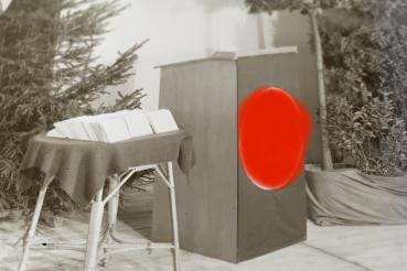 Preview: zwei interessante alte Glasnegative - Gottesdienstraum ? für vier Gefallene