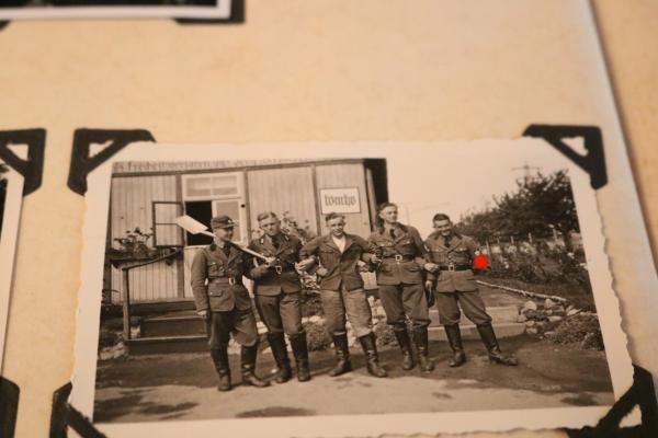 Fotoalbum Arbeitsgau XXII Thüringen 22 Fotos + Mützenabzeichen