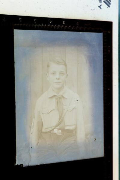 Glasnegativ - Portait eines HJ-Jungen Pimpf