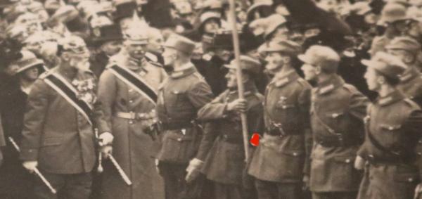 alte Fotokarte - Münchener Trauertag 04.11.1923 - Marsch der NSDAX