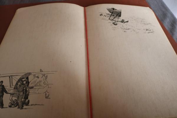 unused memory book for soldiers of the Luftwaffe with photos of A. Hitler, Göring