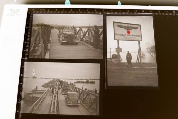 drei alte Negative - Generaloberst Freiherr v. Weichs-Brücke 1941