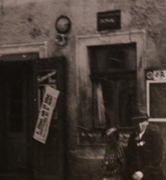 Reiter mit selbstgebauter Standarte Blut und Boden 1. Mai 1939