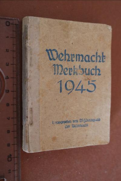 Wehrmachts Merkbuch 1945  selten