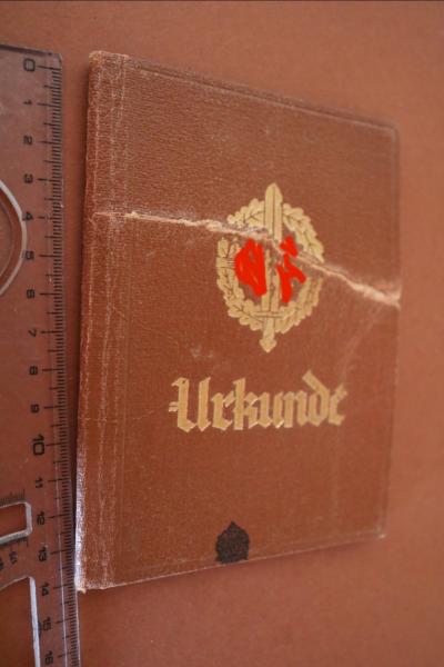 alte SA Wehrabzeichen Urkunde  Bronze - Hamburg defekt