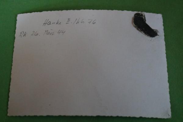 Verleihungsfoto Ritterkreuz an Georg Hanke  KG76  im März 1944