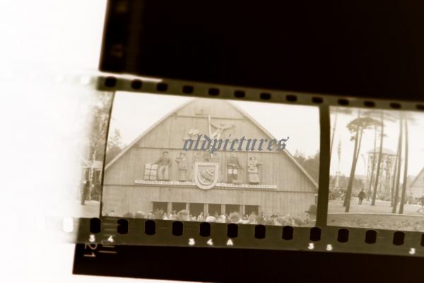 Negativrolle mit 35 Bilder - Zeppelinfeld - Ausstellung - Holzhäuser, Dampferfahrt