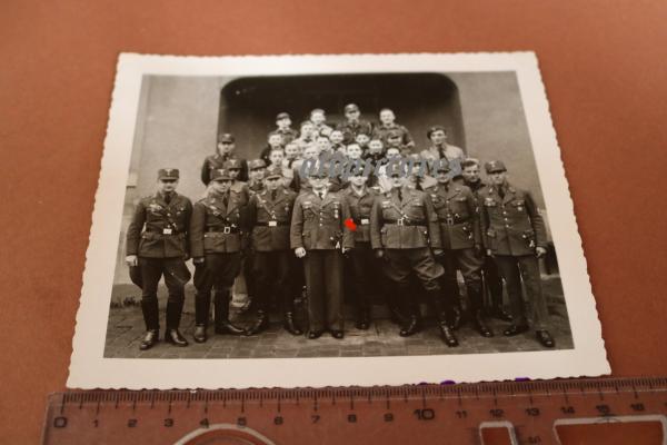 Gruppenfoto NSFK  12/43  und Flieger-HJ - Umgebung von Essen ?