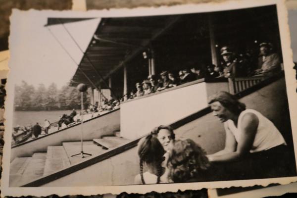 toller HJ-Nachlass - Sporturkunden und Fotos