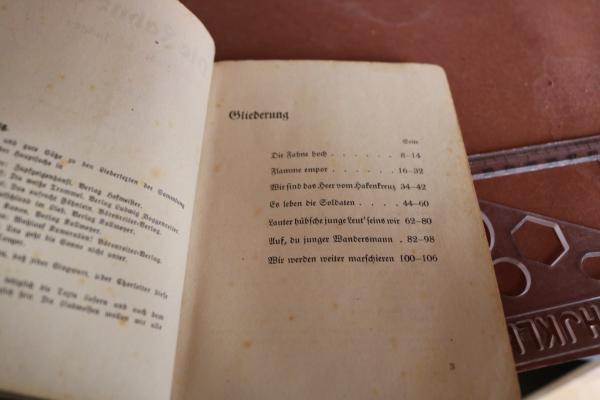 altes Liederbuch - Die Fahne hoch - Lieder der Jungen  163 Liedtexte