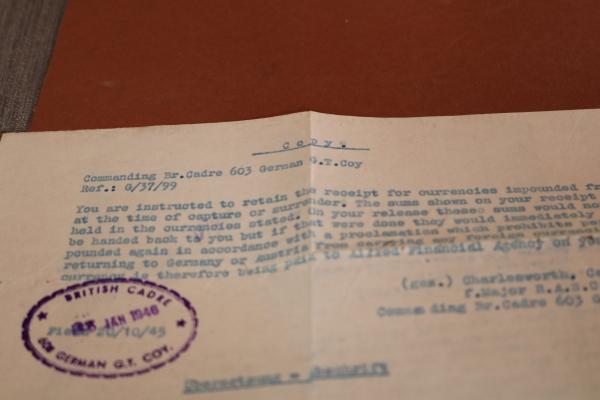 Mitgliedsbuch der D.A.F. - Gau Weser Ems - Brake -  + Schreiben Kriegsgefangenschaft 1946