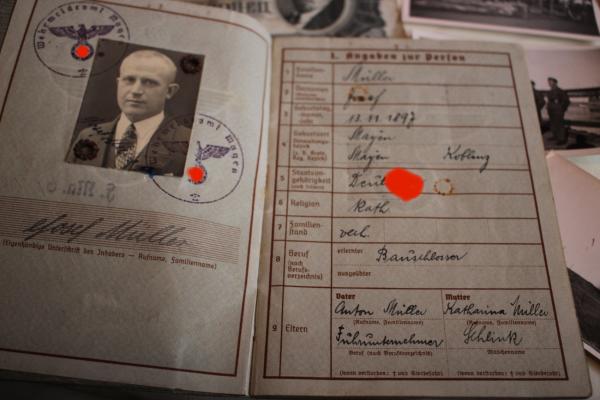 Estate of locomotive drivers of the Wehrmacht field railway - Ortden, certificates, photos, etc